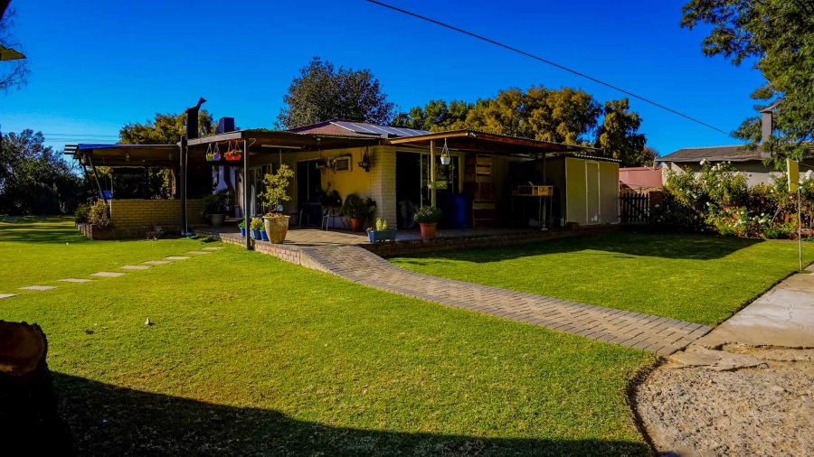 4 Bedroom Property for Sale in Kwaggafontein Free State